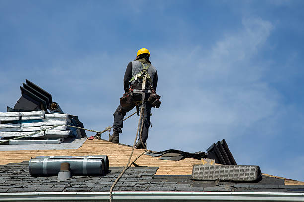 Professional Roofing technician working in Round Mountain, CA